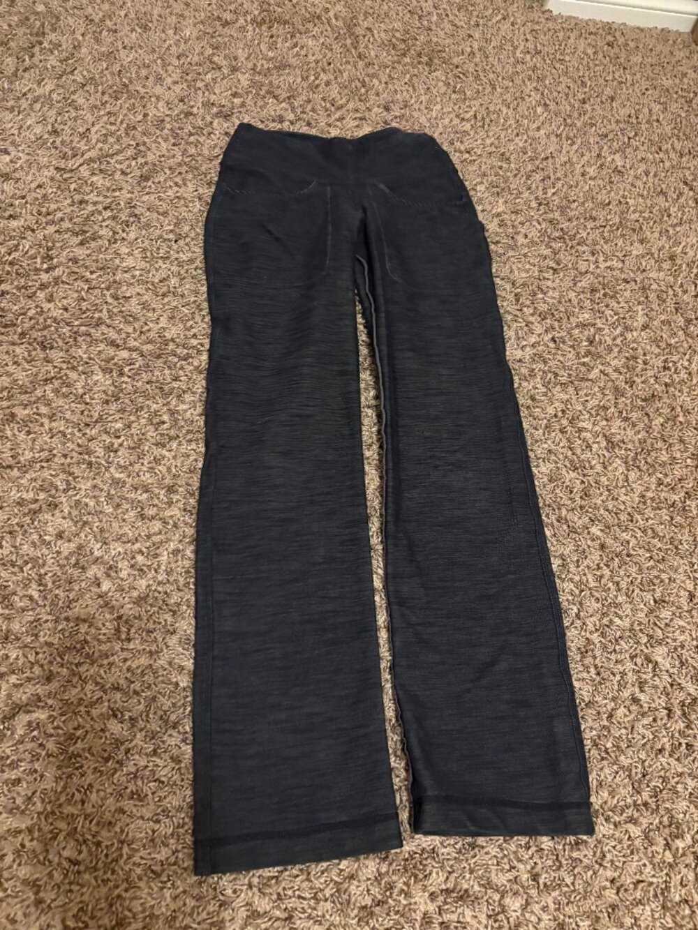 Lululemon Leggings Size 2 Charcoal Gray Pockets Neutral Classic Casual Pull On